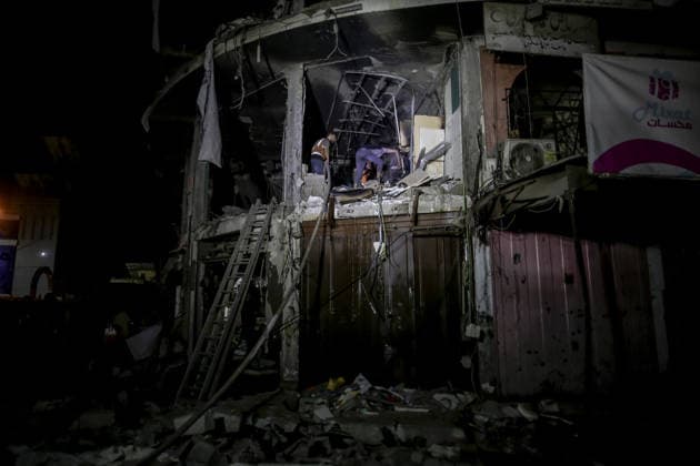 Israeli army continues attacks on civilian homes in Gaza GAZA CITY, GAZA STRIP, PALESTINE - JULY 30: Firefighters respond to a fire in a damaged building near Al-Ahli (Baptist) Hospital after an Israeli strike in eastern Gaza City, Gaza Strip, Palestine on July 30, 2026. According to local sources, the strike targeted the building near the hospital following a renewed ceasefire violation, causing damage and igniting a fire. Saeed M. M. T. Jaras Anadolu Gaza City Gaza. Editorial use only. Please get in touch for any other usage.  Copyright: x2026xAnadoluxSaeedxM.xM.xT.xJarasx