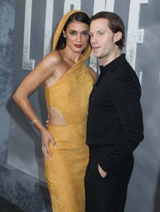July 29, 2026, New York, New York, USA: Actors LAYSLA DE OLIVEIRA and her husband JONATHAN KELTZ seen at Paramount Plus Original Series Lioness Season 3 arrivals held at SVA Theater. New York USA  - ZUMAk03_ 20260729_zaf_k03_101 Copyright: xNancyxKaszermanx