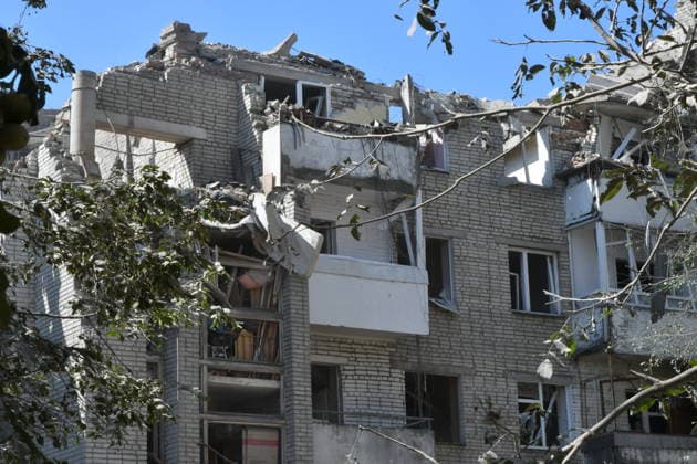 Russian overnight missile strike damages residential buildings in Lviv LVIV, UKRAINE - JULY 30: A view of the damaged area following a Russian missile attack in Lviv, Ukraine, on July 30, 2026. The overnight strike hit residential areas, damaging 21 houses, vehicles, a kindergarten, and a school, leaving 31 people injured and two others missing as search operations continue. Olena Znak Anadolu Lviv Ukraine. Editorial use only. Please get in touch for any other usage.  Copyright: x2026xAnadoluxOlenaxZnakx