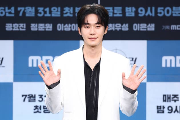 S. Korean actor Moo Jin-sung S. Korean actor Moo Jin-sung South Korean actor Moo Jin-sung, who stars in the new drama A Bona fide Killer, poses for a photo during a publicity event in Seoul on July 30, 2026. The first episode of the drama will be aired by the MBC TV network on July 31. (Yonhap) 2026-07-30 20:09:01 < 1980-2026 YONHAPNEWS AGENCY. .> ¼­¿ïÆ¯º°½Ã EDITORIAL USE ONLY  Copyright: xx PYH2026073022680034400 YonhapxNewsx yonphotos255075