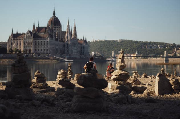 Rived Danube reaches historic record low levels in Budapest BUDAPEST, HUNGARY - JULY 30: A view of the Danube River as it reaches historic record-low water levels in Budapest, Hungary, on July 30, 2026. Following weeks of extreme heat and prolonged drought, the receding river has exposed large sections of the riverbed, rocks and sandbars along the capital s waterfront. The unusually low water levels have disrupted river navigation and highlighted the impact of persistent dry weather across Central Europe. Robert Nemeti Anadolu Budapest Hungary. Editorial use only. Please get in touch for any other usage.  Copyright: x2026xAnadoluxRobertxNemetix