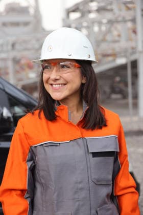 Bundeswirtschaftsministerin Reiche Stahlwerk 30.07.2026, Germany,Niedersachsen, Salzgitter Flachstahl AG, Stahlwerk, Produktion, Bundeswirtschaftsministerin Katherina Reiche besucht die Baustelle des Wasserstoff Reduktionswerkes zur künftigen grünen Stahlproduktion, Gasometer, Übersicht, Vorstand Gunnar Groebler Salzgitter Niedersachsen Germany *** Federal Minister of Economic Affairs Reiche Visits Steel Mill, July 30, 2026, Germany, Lower Saxony, Salzgitter Flachstahl AG, steel mill, production, Federal Minister of Economics Katherina Reiche visits the construction site of the hydrogen reduction plant for future green steel production, gasometer, overview, CEO Gunnar Groebler, Salzgitter, Lower Saxony, Germany
