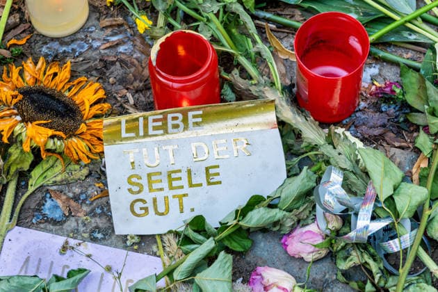 Berlin, 30.07.2026,Opfergedenken an den CSD Terroranschlag vom 25.07.26 im Großen Tiergarten *** Berlin, July 30, 2026: Memorial service for the victims of the CSD terrorist attack on July 25, 2026, in the Großer Tiergarten