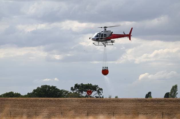 Heath fire breaks out in United Kingdom LEISTON, UNITED KINGDOM - JULY 30: Firefighters respond to a large wildfire and heath fire with helicopters at Dunwich Heath near Suffolk in Leiston, United Kingdom, on July 30, 2026. A major incident was declared after the blaze spread across approximately 100 hectares, prompting the evacuation of nearby areas. Rasid Necati Aslim Anadolu Leiston United Kingdom. Editorial use only. Please get in touch for any other usage.  Copyright: x2026xAnadoluxRasidxNecatixAslimx
