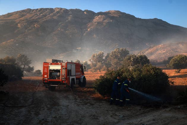 Forest fire in the Greek island of Crete CRETE, GREECE - JULY 30: Firefighters continue their efforts to extinguish the wildfire near the village of Agia Paraskevi, in Rethymno, on the island of Crete, Greece, on July 30, 2026. Costas Baltas Anadolu Crete Greece. Editorial use only. Please get in touch for any other usage.  Copyright: x2026xAnadoluxCostasxBaltasx