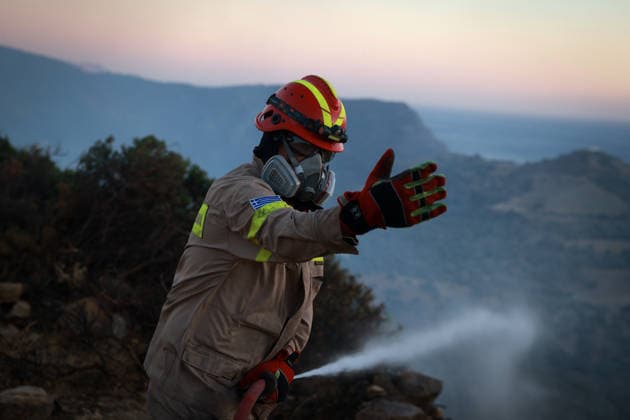 Forest fire in the Greek island of Crete CRETE, GREECE - JULY 30: Firefighters continue their efforts to extinguish the wildfire near the village of Agia Paraskevi, in Rethymno, on the island of Crete, Greece, on July 30, 2026. Costas Baltas Anadolu Crete Greece. Editorial use only. Please get in touch for any other usage.  Copyright: x2026xAnadoluxCostasxBaltasx