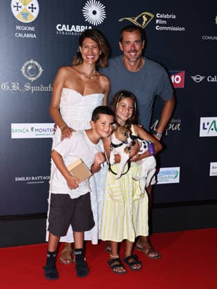 IPA87125699 - Soverato (CZ), Magna Graecia Film Festival - Day 6. Pictured: Giulia Bevilacqua, with her husband Nicola Capodanno and their children Vittoria and Edoardo  Copyright: xMarcoxProvvisionatox xMarcoxProvvisionatox 87125699