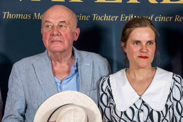 ABB VATERLAND- Hanns Zischler und Fritzi Haberlandt zu Gast auf dem roten Teppich bei der Berliner Kino Film Premiere des Filmes Vaterland im Delphi Kino Berlin den 30.07.2026 Berlin Deutschland *** ABB VATERLAND: Hanns Zischler and Fritzi Haberlandt appeared on the red carpet at the Berlin film premiere of *Vaterland* at the Delphi Cinema in Berlin on July 30, 2026, Berlin, Germany