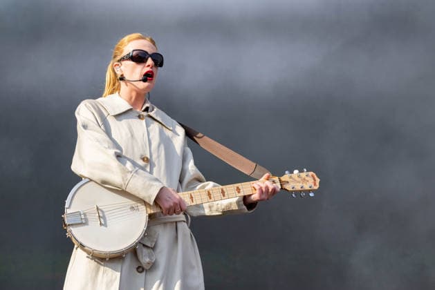 July 30, 2026, Chicago, Illinois, USA: Musician AUDREY HOBERT during the Lollapalooza Music Festival at Grant Park in Chicago, Illinois Chicago USA  - ZUMAs135 20260730_zap_s135_171 Copyright: xDanielxDeSloverx