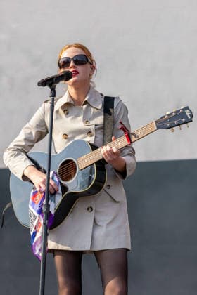 July 30, 2026, Chicago, Illinois, USA: Musician AUDREY HOBERT during the Lollapalooza Music Festival at Grant Park in Chicago, Illinois Chicago USA  - ZUMAs135 20260730_zap_s135_182 Copyright: xDanielxDeSloverx