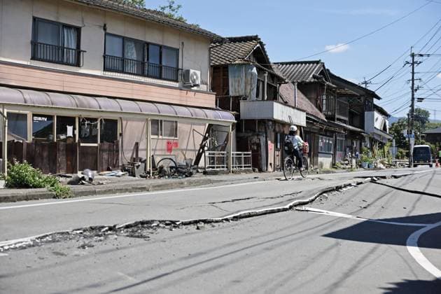 Aftermath of strong earthquake in Kumamoto A road is seen cracked in Uki, Kumamoto Prefecture, on July 31, 2026, three days after a powerful earthquake struck the southwestern Japan prefecture.  A14AA0005624705P
