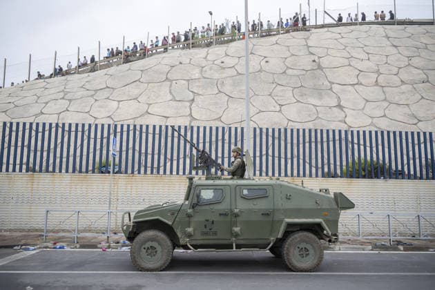 Migrants arrive on shore after attempting sea crossing to Ceuta from Morocco CEUTA, SPAIN - JULY 31: Security forces take measures, monitor the area in the Spanish city of Ceuta in North Africa following an attempted sea crossing by migrants from Morocco on July 31, 2026. Spanish and Moroccan authorities carried out operations along the coast as migrants attempted to reach Ceuta by sea. Marcos Moreno Anadolu Ceuta Spain. Editorial use only. Please get in touch for any other usage.  Copyright: x2026xAnadoluxMarcosxMorenox