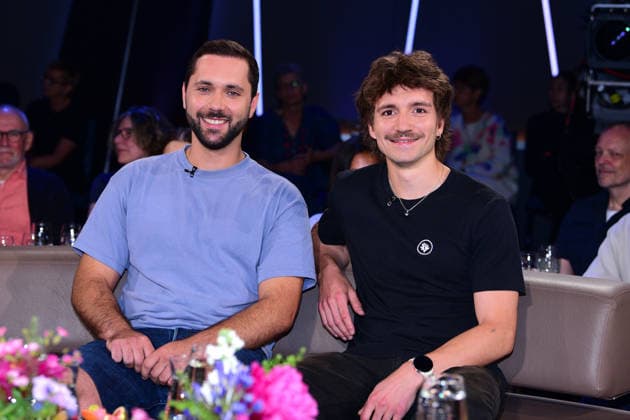 Entertainment Bilder des Tages Tim Hund und Vincent Goymann zu Gast bei der NDR Talk Show am 31.07.2026 in Hamburg NDR Talk Show am 31.07.2026 in Hamburg *** Tim Hund and Vincent Goymann as guests on the NDR Talk Show on July 31, 2026, in Hamburg NDR Talk Show on July 31, 2026, in Hamburg
