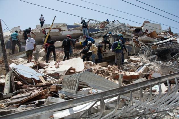 Un mes desde el terremoto. LA GUAIRA CARACAS, Venezuela July 2026: A documentary record chronicles the aftermath of the earthquake that struck Venezuela s La Guaira state and the capital, Caracas, from the second day following the disaster through one month of recovery efforts. The coverage documents the structural damage, the scale of the disaster, and the humanitarian response. Caracas Venezuela (Bolivarian Republic of) Copyright: x xFranyerxNievesx(Babel)x xJNAxPressx