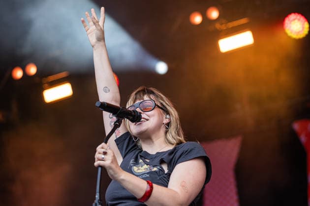 Green Juice Festival Bonn, 31.7.2026 Auftritt von Soffie -- Das Green Juice Festival in Bonn feiert 2026 seinen 18. Geburtstag. Vom kleinen Privatkonzert hat es sich inzwischen zu einer festen Größe im Bonner Veranstaltungskalender gemausert. Das Festival findet an zwei Tagen im Park von Bonn-Beuel-Vilich statt. Es gibt eine große Bühne, den 1Live-Sektor-Bus und eine Newcomer-Stage. Bonn Park Neu-Vilich NRW Deutschland *** Green Juice Festival Bonn, July 31, 2026: Soffie’s performance. The Green Juice Festival in Bonn will celebrate its 18th anniversary in 2026. What started as a small private concert has since grown into a staple of Bonn’s event calendar. The festival takes place over two days in the park in Bonn Beuel Vilich. There Copyright: xSebastianxDerixx