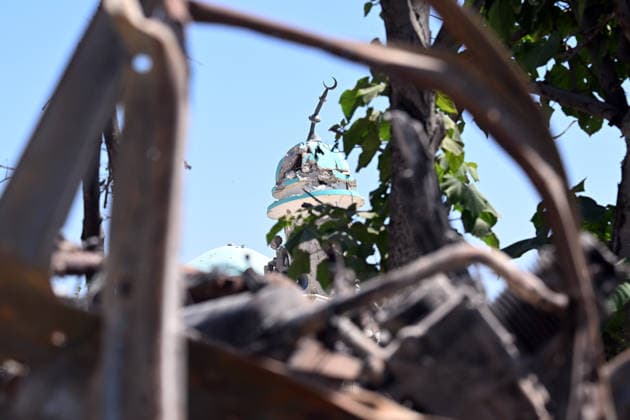 Extensive destruction in the ??southern Lebanon targeted by Israel with explosives BEAUFORT, LEBANON - JULY 31: A damaged mosque is seen near the site following Israeli military strikes using 700 tons of explosives overnight in the Shaqif (Beaufort) region of southern Lebanon on July 31, 2026. The powerful blasts caused widespread destruction in the surrounding area, resulting in severe damage to the local mosque. Houssam Shbaro Anadolu Beaufort Lebanon. Editorial use only. Please get in touch for any other usage.  Copyright: x2026xAnadoluxHoussamxShbarox