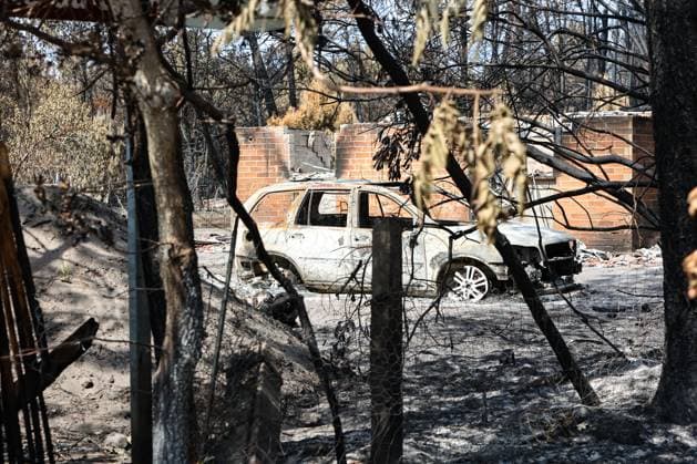 Fire in the Gironde region near Saumos: The town of Le Porge PHOTOPQR SUD OUEST Photo by Fabien Cottereau Le Porge, July 31, 2026 Fire in the Gironde region near Saumos: Avenue du Bassin d’Arcachon, between the town of Le Porge and Lège-Cap-Ferret, and the municipality of Lège-Cap-Ferret, the scene is apocalyptic—it feels like Oradour-sur-Glane. Le Porge, July 31, 2026 Saumos fire in Gironde The Avenue du Bassin d’Arcachon—between the town of Le Porge and Lège-Cap-Ferret—and the municipality of Lège-Cap-Ferret present an apocalyptic landscape Le Porge 20 Gironde France  Copyright: xPHOTOPQR SUDxOUEST MAXPPPxPhotoxFabienxCottereaux 20260731SDO1404 20260731SDO1404