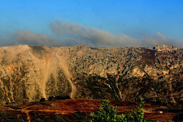 July 31, 2026, Arnoun, Anoun, Lebanon: A Picture shows silica dust covering the hills in the areas of Arnoun and Al Shaqif, after Israeli forces carried out a series of detonations. Israeli forces carried out a series of detonations overnight near the UNESCO-listed Beaufort castle in southern Lebanon, Lebanese state media reported, with Israel saying it had destroyed tunnels used by the Iran-backed Hezbollah militant group Arnoun Lebanon - ZUMAn313 20260731_zip_n313_007 Copyright: xMarwanxNaamanix
