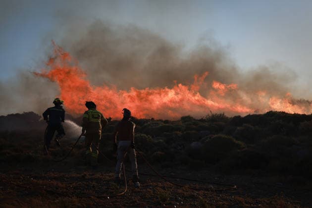 Wildfires continue in Rethymno region of Crete CRETE, GREECE - JULY 31: Firefighters battle a wildfire burning near the village of Drimiskos in the Rethymno region on the island of Crete, Greece, on July 31, 2026. Costas Baltas Anadolu Crete Greece. Editorial use only. Please get in touch for any other usage.  Copyright: x2026xAnadoluxCostasxBaltasx