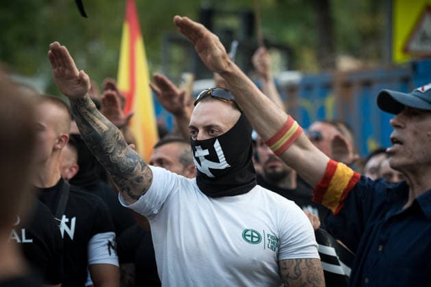 Protest Against the Migration Crisis Outside the Moroccan Embassy in Madrid Several protesters gather outside the Moroccan embassy on July 31, 2026, in Madrid, Spain. The demonstration, organized by Núcleo Nacional, aims to express opposition to the migration crisis that has unfolded in Ceuta over the past few days, during which more than 40,000 migrants entered Spanish territory by swimming across the Alboran Sea. JULY 31, 2026 PROTEST MIGRATION MIGRATION CRISIS MOROCCO MIGRANTS SPANISH FLAG POLICENATIONAL POLICE OFFICERS NÚCLEO NACIONAL RECONQUISTA Diego Radamé Madrid Madrid Spain  Copyright: xDiegoxRadamÃ sx 7697695
