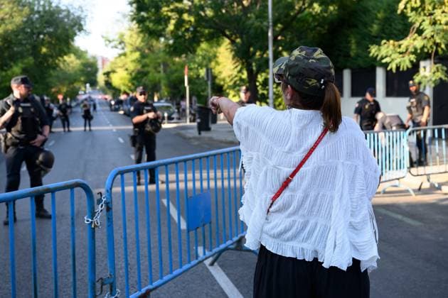 July 31, 2026, Madrid, Spain: MADRID, SPAIN Ã¢â‚¬ JULY 31, 2026: Participants attend a demonstration outside the Moroccan Embassy in Madrid, called by the far-right groups Falange EspaoÂ±ola and NoÂºcleo Nacional, following recent migrant arrivals through Spain s North African enclave of Ceuta. Protesters wave Spanish flags, display banners and chant slogans during the demonstration, while some participants are seen making gestures commonly associated with Nazi salutes. Madrid Spain  - ZUMAq101 20260731_zna_q101_208 Copyright: xTomasxCallex