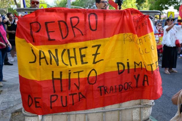 July 31, 2026, Madrid, Spain: MADRID, SPAIN Ã¢â‚¬ JULY 31, 2026: Participants attend a demonstration outside the Moroccan Embassy in Madrid, called by the far-right groups Falange EspaoÂ±ola and NoÂºcleo Nacional, following recent migrant arrivals through Spain s North African enclave of Ceuta. Protesters wave Spanish flags, display banners and chant slogans during the demonstration, while some participants are seen making gestures commonly associated with Nazi salutes. Madrid Spain - ZUMAq101 20260731_zna_q101_217 Copyright: xTomasxCallex