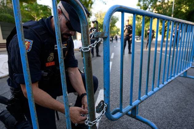 July 31, 2026, Madrid, Spain: MADRID, SPAIN Ã¢â‚¬ JULY 31, 2026: Participants attend a demonstration outside the Moroccan Embassy in Madrid, called by the far-right groups Falange EspaoÂ±ola and NoÂºcleo Nacional, following recent migrant arrivals through Spain s North African enclave of Ceuta. Protesters wave Spanish flags, display banners and chant slogans during the demonstration, while some participants are seen making gestures commonly associated with Nazi salutes. Madrid Spain - ZUMAq101 20260731_zna_q101_220 Copyright: xTomasxCallex