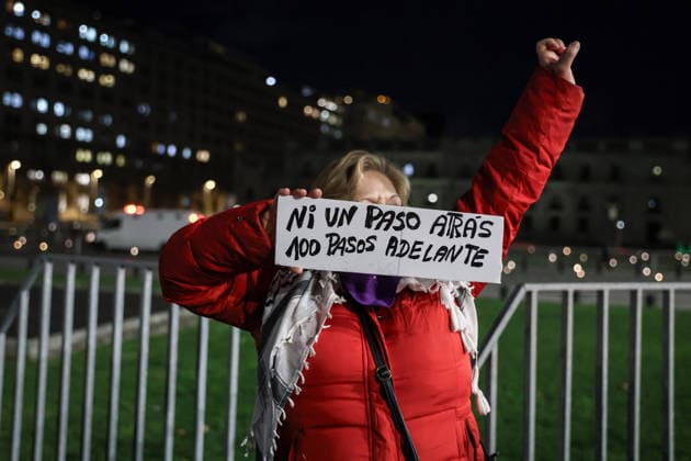 July 31, 2026, Santiago, Chile: Various feminist groups demonstrated in Santiago, Chile, against the bill proposing that women listen to the baby s heartbeat before undergoing an abortion. Santiago Chile - ZUMAu105 20260731_zip_u105_002 Copyright: xManuelxUrzuax