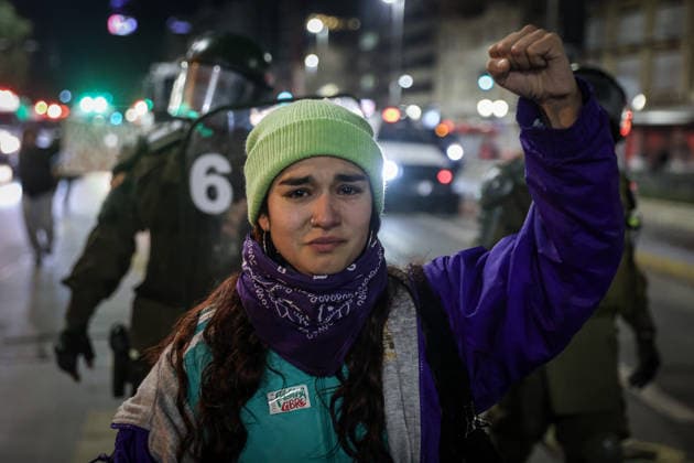 July 31, 2026, Santiago, Chile: Various feminist groups demonstrated in Santiago, Chile, against the bill proposing that women listen to the baby s heartbeat before undergoing an abortion. Santiago Chile - ZUMAu105 20260731_zip_u105_013 Copyright: xManuelxUrzuax