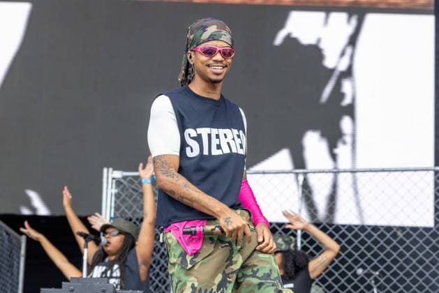 July 31, 2026, Chicago, Illinois, USA: SWIM (TYSON COY STEWART) of PartyOf2 during the Lollapalooza Music Festival at Grant Park in Chicago, Illinois Chicago USA  - ZUMAs135 20260731_zap_s135_022 Copyright: xDanielxDeSloverx