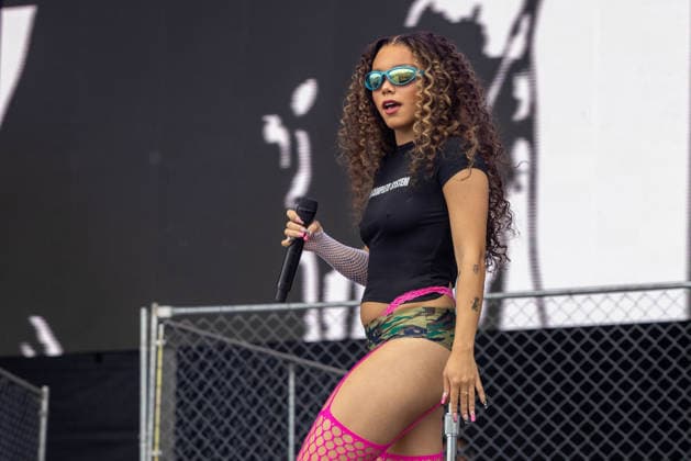 July 31, 2026, Chicago, Illinois, USA: JADAGRACE of PartyOf2 during the Lollapalooza Music Festival at Grant Park in Chicago, Illinois Chicago USA  - ZUMAs135 20260731_zap_s135_027 Copyright: xDanielxDeSloverx