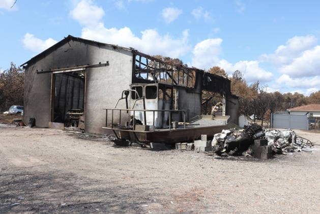 Fires in Gironde: One of the many homes and businesses destroyed on Avenue du Bassin d Arcachon in Le Porge, Gironde, on July 31, 2026. Jean Marc LHOMER, Bestimage France  Copyright: xJean-MarcxLhomerx xBestimagexJean-MarcxLhomerx xBestimagex