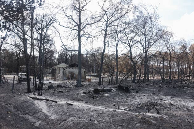 Fires in Gironde: One of the many homes destroyed on Avenue du Bassin d Arcachon in Le Porge, Gironde, on July 31, 2026. Jean Marc LHOMER, Bestimage France  Copyright: xJean-MarcxLhomerx xBestimagexJean-MarcxLhomerx xBestimagex