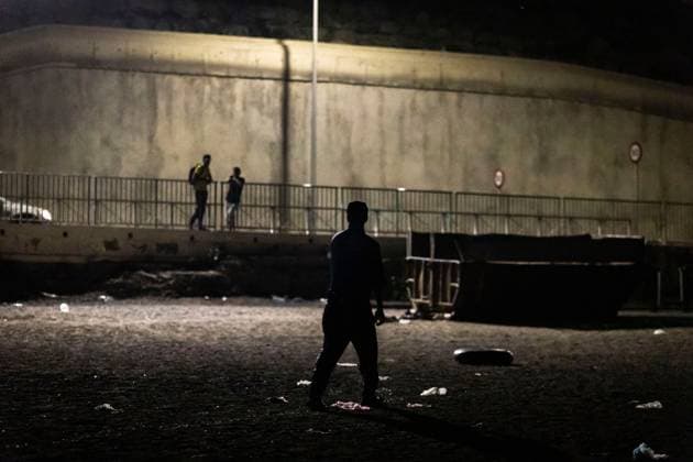 Migrant crossings continue at the Tarajal border during early morning hours CEUTA, SPAIN - AUGUST 1, 2026: The arrival of migrants across the Tarajal border continues during the early hours of Saturday morning in Ceuta. Authorities maintain security and monitoring devices at the border crossing amid the ongoing influx. Ceuta Spain Copyright: x xSamuelxVegax xJNAxPressx