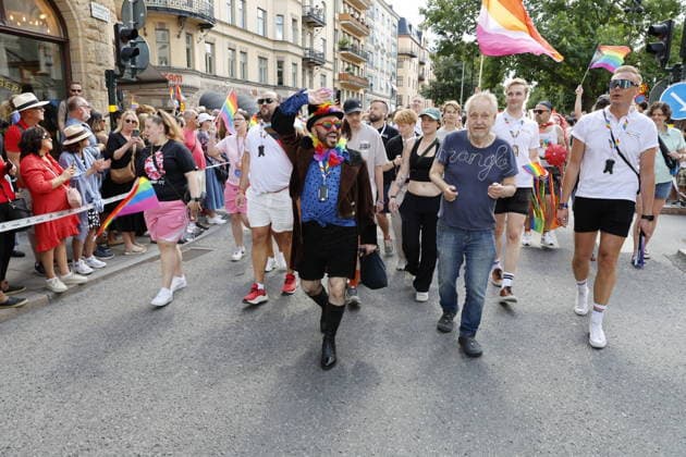STOCKHOLM, SVERIGE 20260801 Stockholm Prides ordförande Tasso Stafilidis i prideparaden som gar fran Norr Mälarstrand till Slussen under arets Stockholm Pride STOCKHOLM SVERIGE x11700x *** STOCKHOLM, SWEDEN 20260801 Tasso Stafilidis, chair of Stockholm Pride, at the Pride parade, which runs from Norr Mälarstrand to Slussen during this year’s Stockholm Pride STOCKHOLM SWEDEN x11700x  Copyright: xMagnusxGrimstedt TTx STOCKHOLM PRIDE bXTO9Ml9DOA