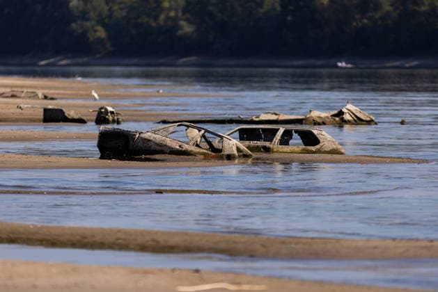 Batina 010826. Historically low water level of the Danube has revealed the remains of old cars, ships and weapons in its riverbed. Photo: Marin Franov CROPIX Copyright: xxMarinxFranovx batina_vodostaj10-010826