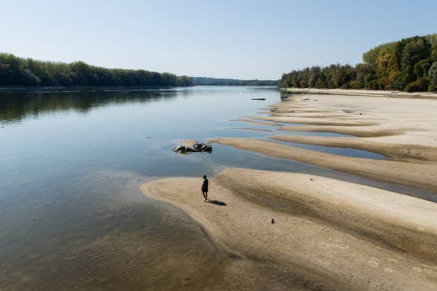 Batina 010826. Historically low water level of the Danube has revealed the remains of old cars, ships and weapons in its riverbed. Photo: Marin Franov CROPIX Copyright: xxMarinxFranovx batina_vodostaj60-010826