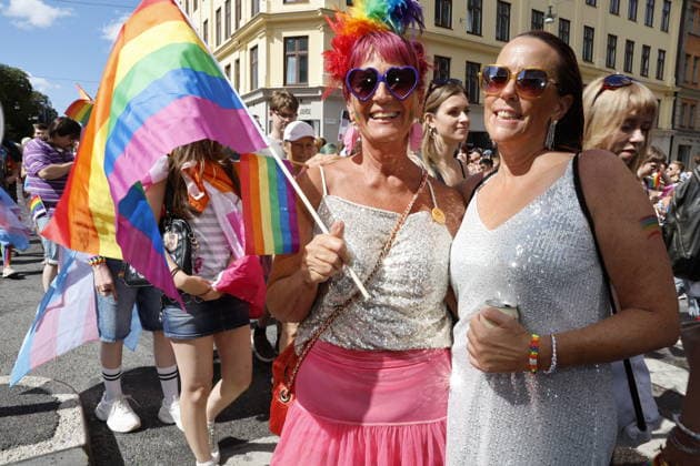 STOCKHOLM, SVERIGE 20260801 Systrarna Catrin och Camilla Sundqvist gar i Prideparaden som gar fran Norr Mälarstrand till Slussen under arets Stockholm Pride STOCKHOLM SVERIGE x11700x *** STOCKHOLM, SWEDEN 20260801 Sisters Catrin and Camilla Sundqvist march in the Pride parade, which runs from Norr Mälarstrand to Slussen during this year s Stockholm Pride STOCKHOLM SWEDEN x11700x  Copyright: xMagnusxGrimstedt TTx STOCKHOLM PRIDE wluvfW3MU_0