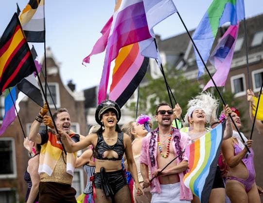 AMSTERDAM - Participants on a boat during the Canal Parade. The boat parade is traditionally part of the Pride celebrations in the capital. SEM VAN DER WAL ANP netherlands out - belgium out  Copyright: xx x564691682x originalFilename: 564691682.jpg