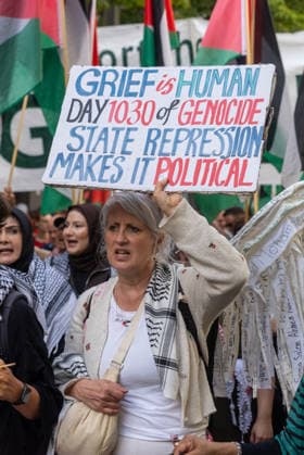 Pro-Palestine solidarity demonstration in Berlin BERLIN, GERMANY - AUGUST 01: Demonstrators gather to hold a rally in solidarity with Palestine in Berlin, Germany, on August 01, 2026. The crowd called for support for Palestine carrying banners and flags. Ilkin Eskipehlivan Anadolu Berlin Germany. Editorial use only. Please get in touch for any other usage.  Copyright: x2026xAnadoluxIlkinxEskipehlivanx