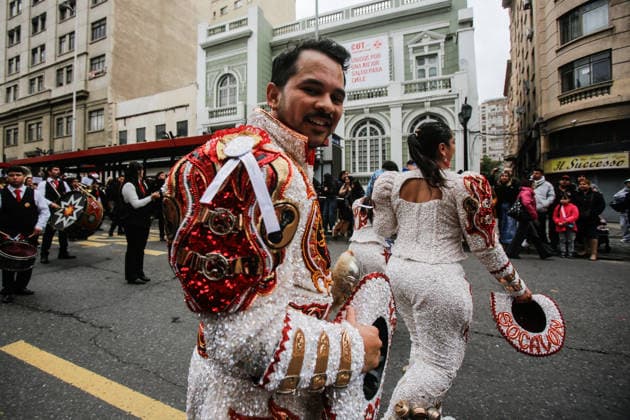 Santiago, August 1, 2026: Carnival in honor of the Virgin of Copacabana along the Alameda, a Bolivian tradition that goes hand in hand with Bolivia’s national holidays, featuring colorful traditional costumes from the region. Diego Martin Aton, Chile; Aton 1177174 jpeg  Copyright: DIEGOxMARTIN ATONxCHILE