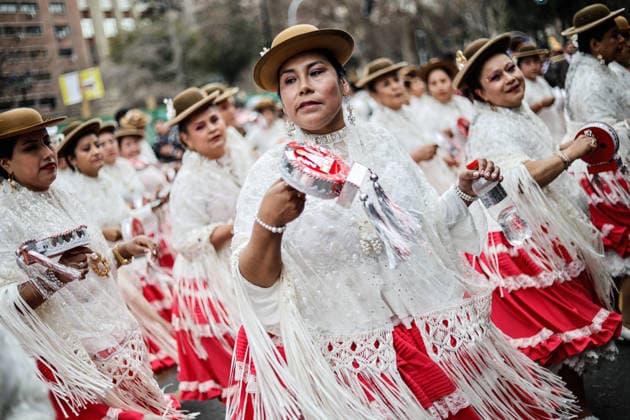 Santiago, August 1, 2026: Carnival in honor of the Virgin of Copacabana along the Alameda, a Bolivian tradition that goes hand in hand with Bolivia’s national holidays, featuring colorful traditional costumes from the region. Diego Martin Aton, Chile; Aton 1177182 jpeg  Copyright: DIEGOxMARTIN ATONxCHILE