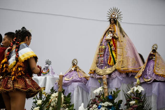 Santiago, August 1, 2026: Carnival in honor of the Virgin of Copacabana along the Alameda, a Bolivian tradition that goes hand in hand with Bolivia’s national holidays, featuring colorful traditional costumes from the region. Diego Martin Aton, Chile; Aton 1177142 jpeg  Copyright: DIEGOxMARTIN ATONxCHILE
