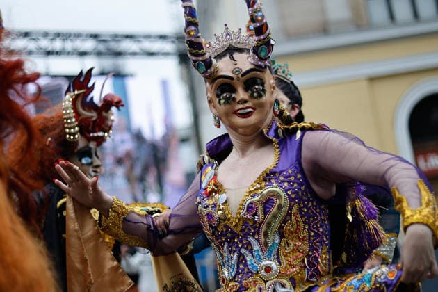 Santiago, August 1, 2026: Carnival in honor of the Virgin of Copacabana along the Alameda, a Bolivian tradition that goes hand in hand with Bolivia’s national holidays, featuring colorful traditional costumes from the region. Diego Martin Aton, Chile; Aton 1177147 jpeg  Copyright: DIEGOxMARTIN ATONxCHILE