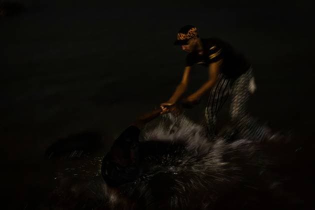 August 1, 2026, Ceuta, Spain: CEUTA, SPAIN - AUGUST 1, 2026: The arrival of migrants across the Tarajal border continues during the early hours of Saturday morning in Ceuta. Authorities maintain security and monitoring devices at the border crossing amid the ongoing influx. Ceuta Spain - ZUMAq101 20260801_zna_q101_060 Copyright: xSamuelxVegax