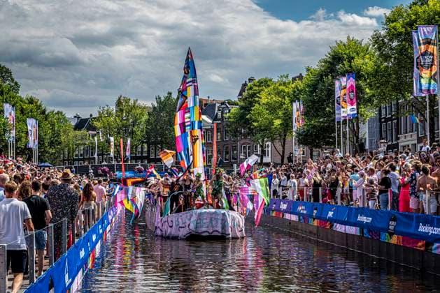 August 1, 2026, Amsterdam, North Holland, Netherlands: Floats pass through WorldPride Stadium during Amsterdam Pride s Canal Parade on August 1, 2026, in Amsterdam, the Netherlands. Hundreds of thousands of spectators joined the 30th edition of the Pride Canal Parade, the highlight of WorldPride Amsterdam 2026. This yearÃ¢â‚¬â ¢s parade also included the WorldPride Stadium grandstand, with seating for approximately 10,000 people to watch as floats pass. Amsterdam Netherlands - ZUMAp202 20260801_zip_p202_067 Copyright: xJamesxPetermeierx