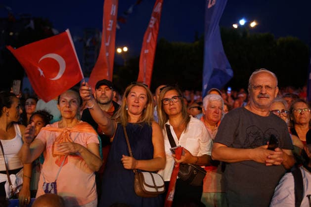 August 1, 2026, Beylikduzu, Istanbul, Turkey: Supporters of Istanbul Mayor Ekrem Imamoglu attend a rally to protest the 500th day of the arrest of Istanbul Mayor Ekrem Imamoglu, in Beylikduzu, Istanbul on August 1, 2026. Beylikduzu Turkey - ZUMAu194 20260801_zip_u194_002 Copyright: xTolgaxUluturkx
