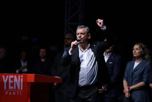 August 1, 2026, Beylikduzu, Istanbul, Turkey: Ozgur Ozel, leader of main opposition New Party, gives a speech during a rally to protest the 500th day of the arrest of Istanbul Mayor Ekrem Imamoglu, in Beylikduzu, Istanbul on August 1, 2026. Beylikduzu Turkey - ZUMAu194 20260801_zip_u194_009 Copyright: xTolgaxUluturkx