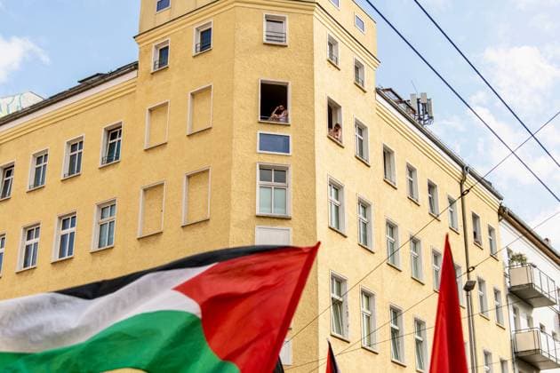 August 1, 2026, Berlin, Germany: BERLIN, Germany Ã¢â‚¬ August 2026: Thousands of people march through the Prenzlauer Berg district of Berlin in solidarity with Palestine and against the ongoing war in Gaza. The demonstration, attended by families, children, and elderly participants, took place under heavy police presence. A counter-demonstration was also held by pro-Zionist groups, with police monitoring both gatherings. Berlin Germany - ZUMAq101 20260801_zna_q101_260 Copyright: xAndro SxTrujillox
