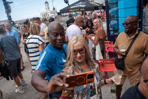 August 1, 2026, Margate, United Kingdom: A couple take a selfie during the Margate Soul Festival. The Margate Soul Weekender (also known as Margate Soul Festival) celebrated its 25th anniversary from Friday, July 31 to Sunday, August 2, 2026. It is widely recognized as the UK s largest independent soul street party and festival. Spanning three days, it transforms the seaside town into a massive celebration of soul, funk, jazz-funk, reggae, and R&B. Margate United Kingdom - ZUMAs197 20260801_aaa_s197_115 Copyright: xKrisztianxElekx